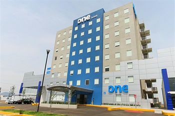 one queretaro aeropuerto hotel