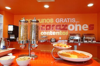 one queretaro aeropuerto hotel