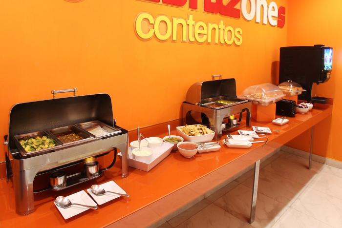 one queretaro plaza galerias