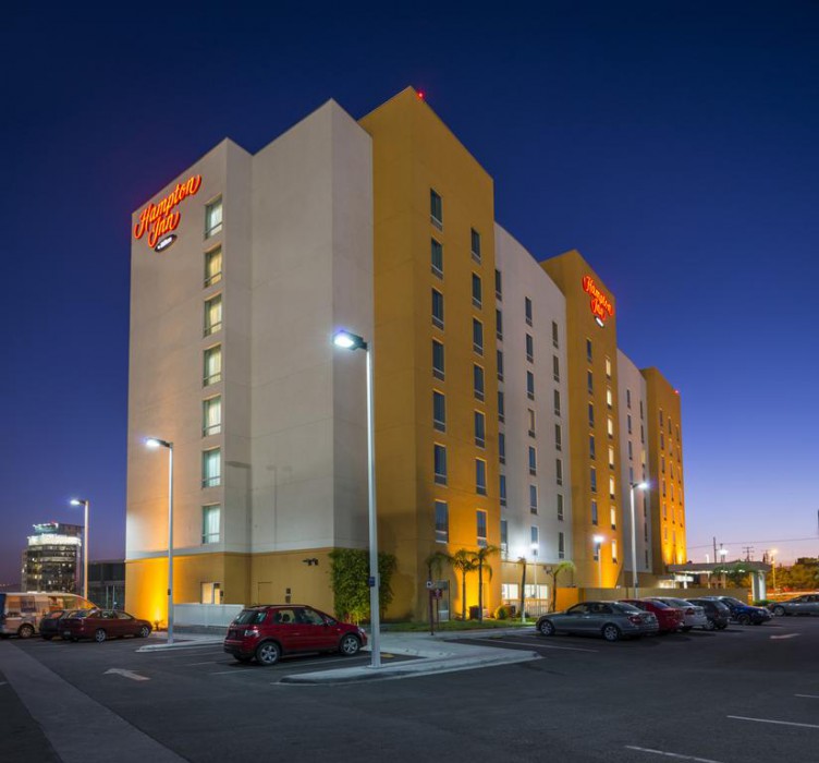 hampton inn by hilton queretaro tecnologico