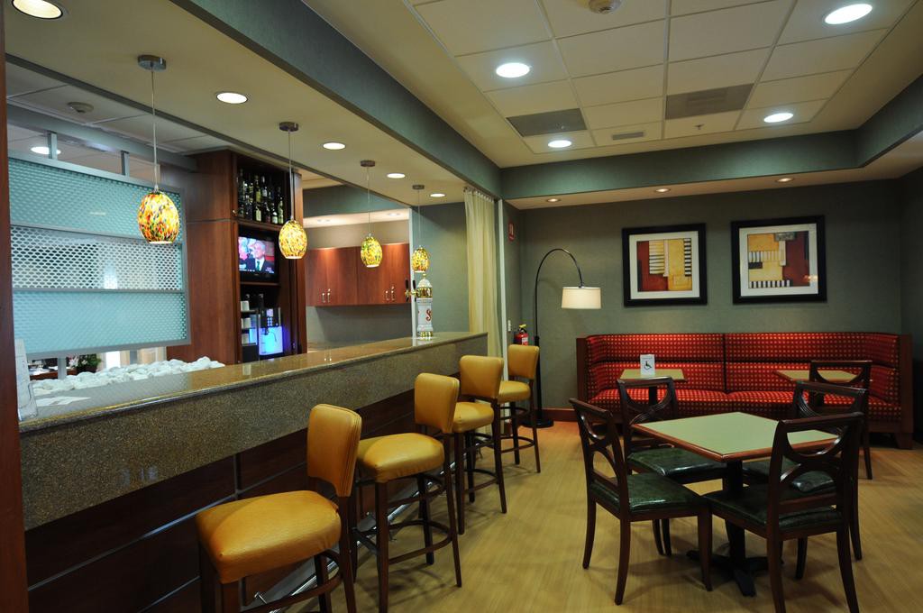 hampton inn by hilton queretaro tecnologico