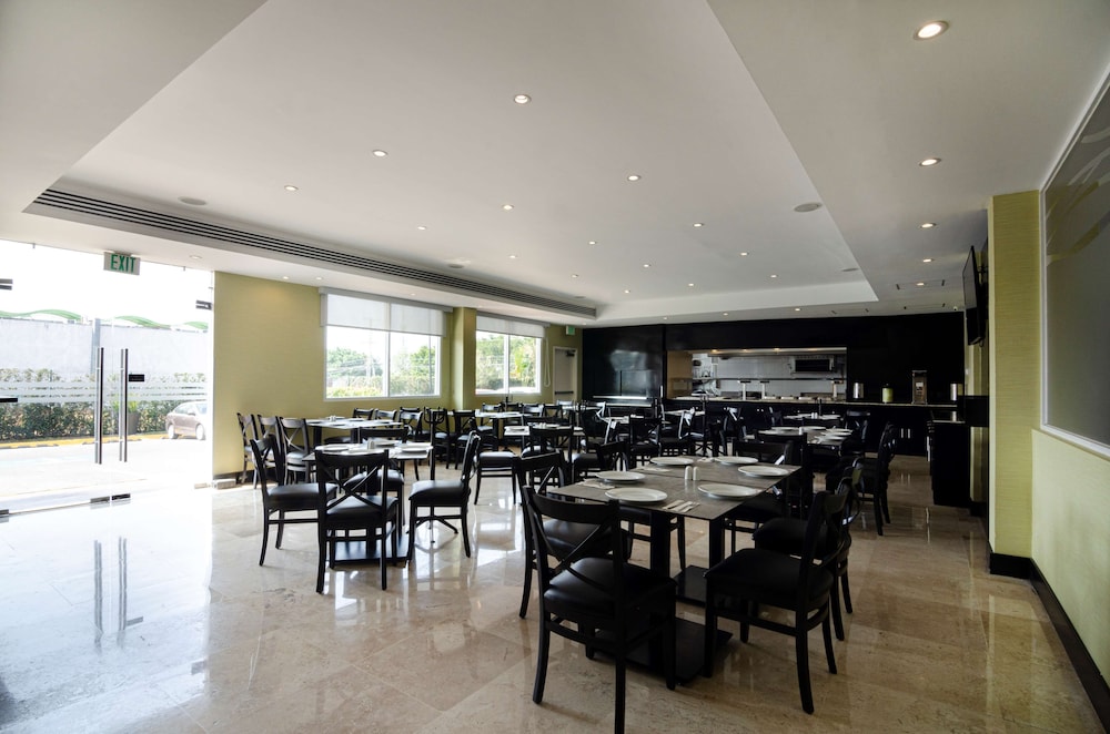 doubletree by hilton hotel queretaro