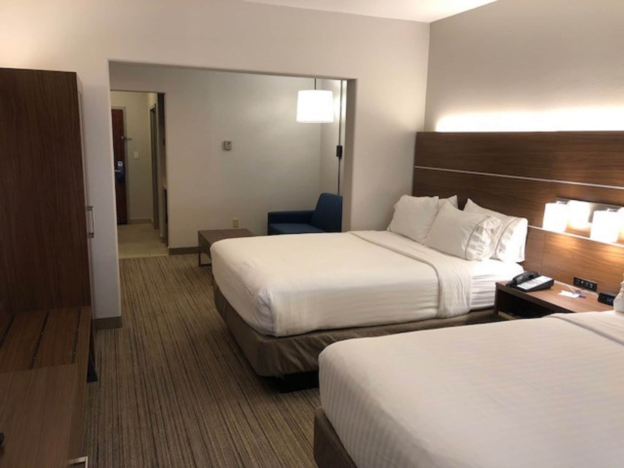 holiday inn express and suites rio grand by ihg