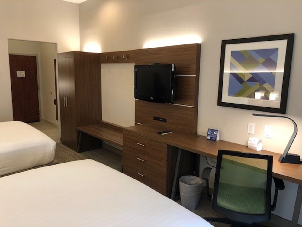holiday inn express and suites rio grand by ihg