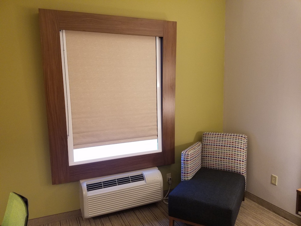 holiday inn express and suites rio grand by ihg