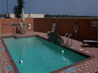 holiday inn express and suites rio grand by ihg
