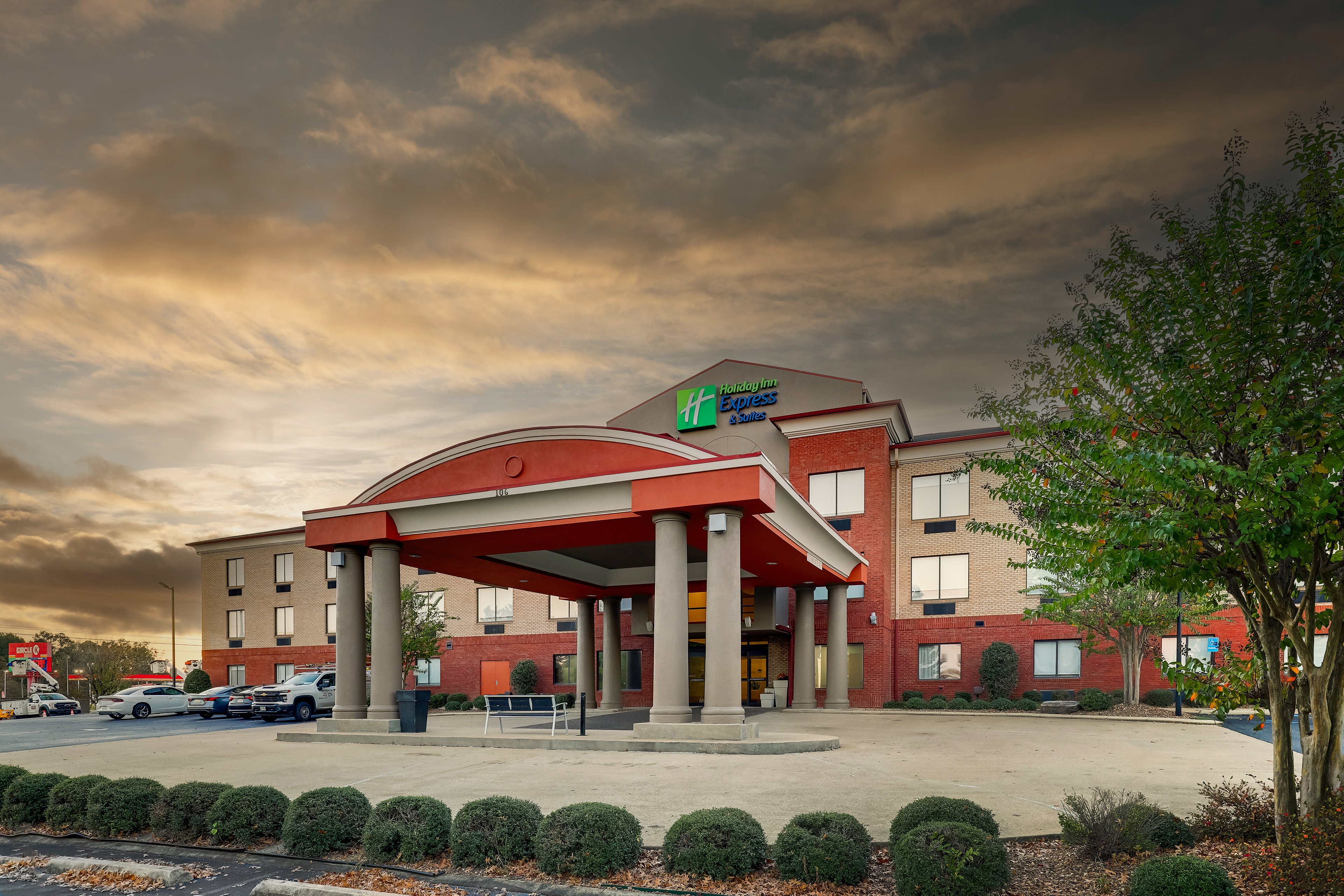 holiday inn express and suites gadsden w near attalla