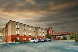 holiday inn express and suites gadsden w near attalla