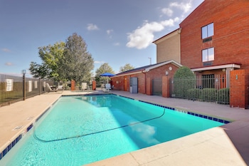Holiday Inn Express & Suites Gadsden W-Near Attalla,Gadsden>>Attalla,3 star