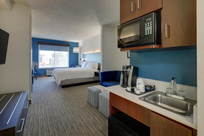 holiday inn express and suites gadsden w near attalla