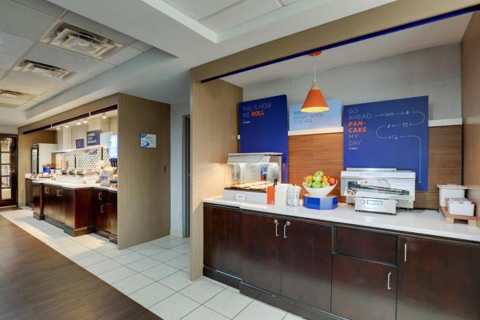 holiday inn express and suites gadsden w near attalla