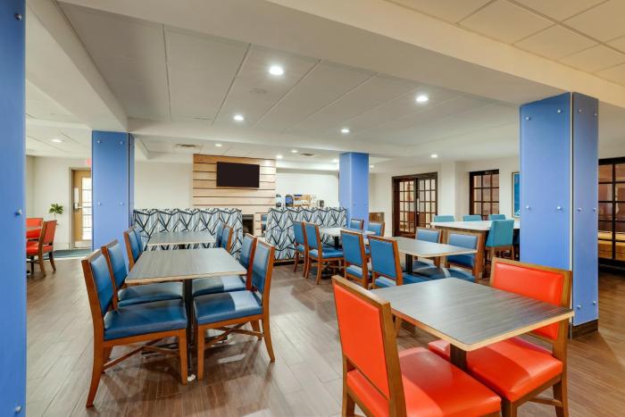 holiday inn express and suites gadsden w near attalla
