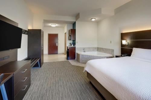 holiday inn express and suites gadsden w near attalla