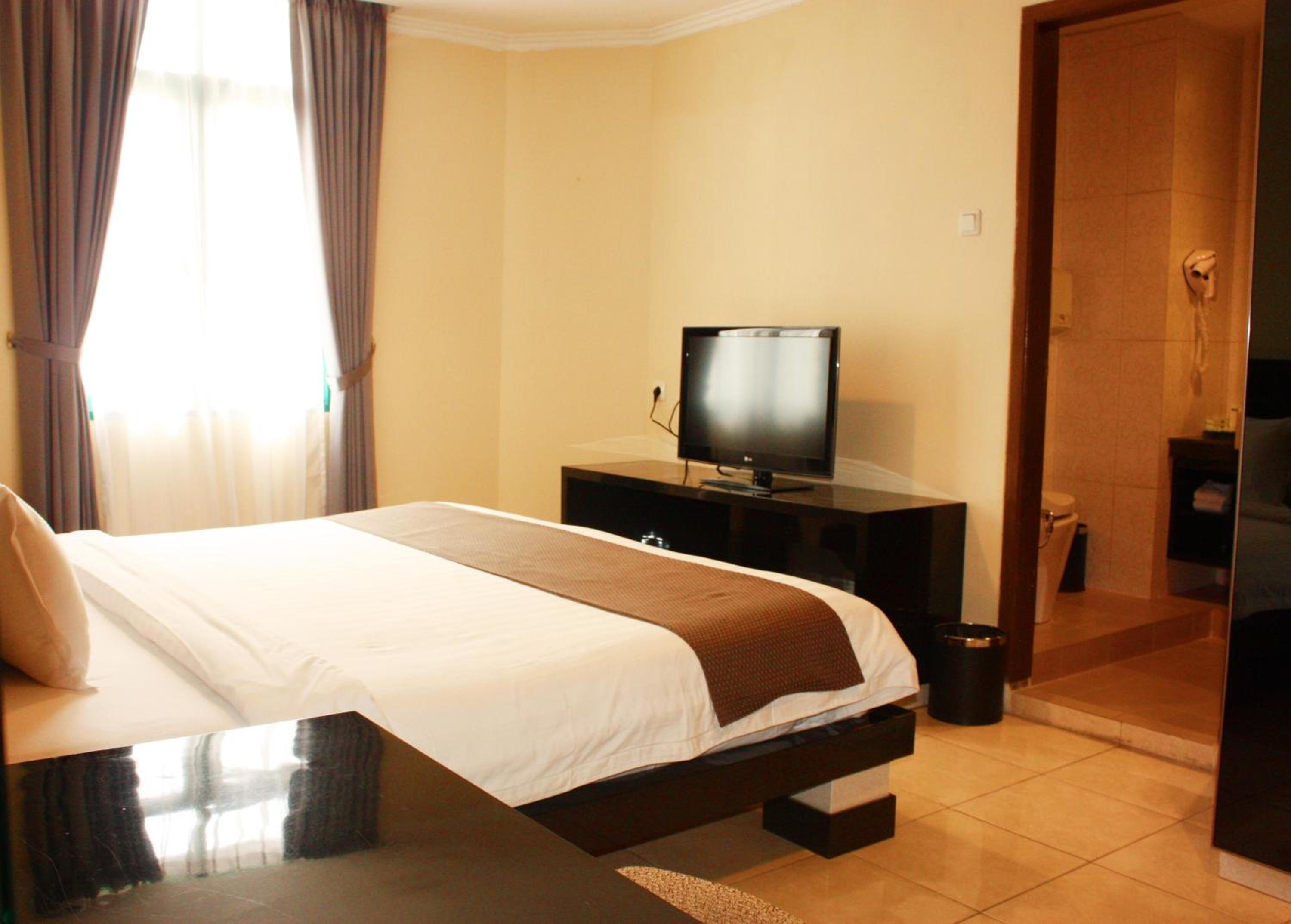 travellers suites serviced apartments
