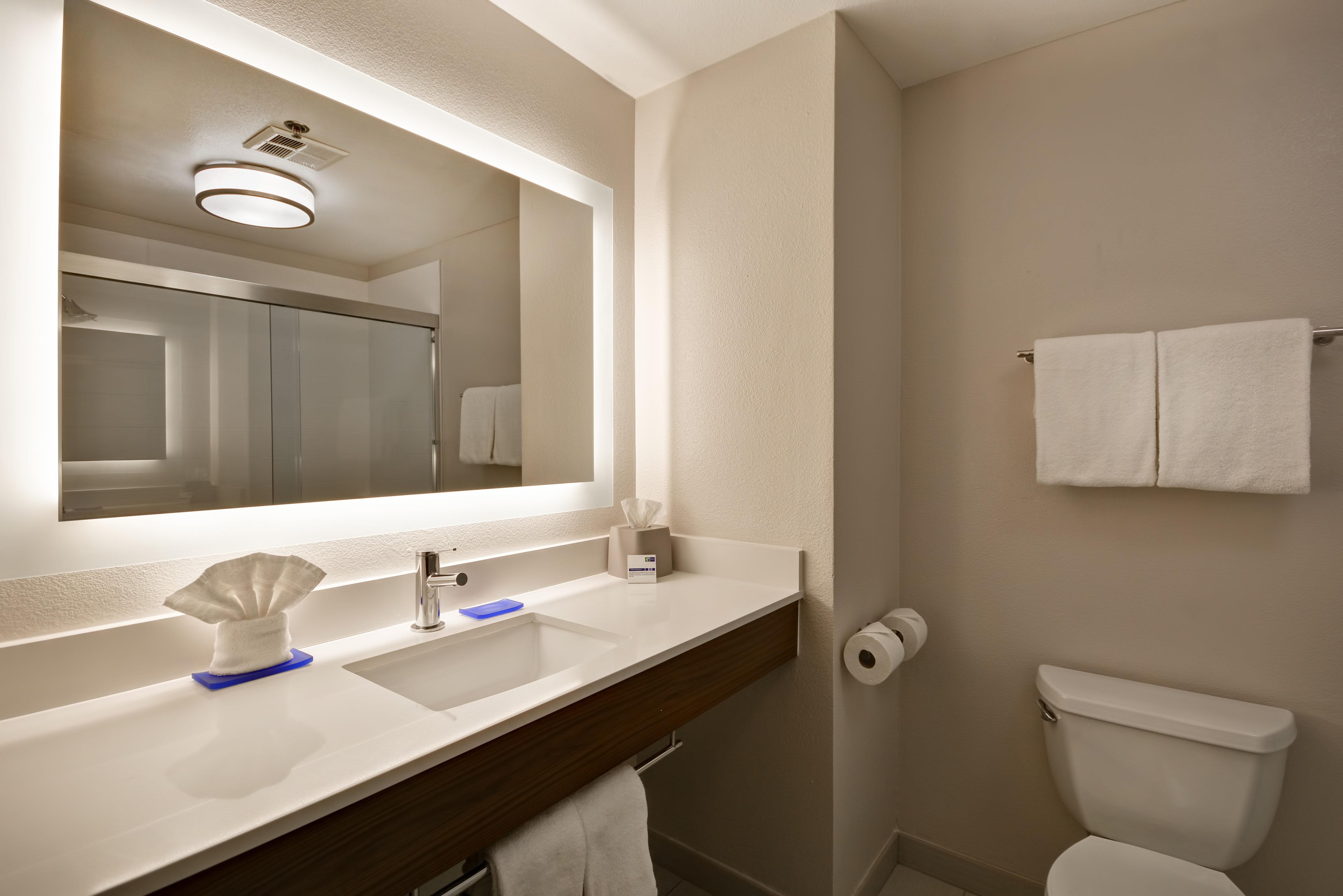 holiday inn express hotel and suites river park by ihg