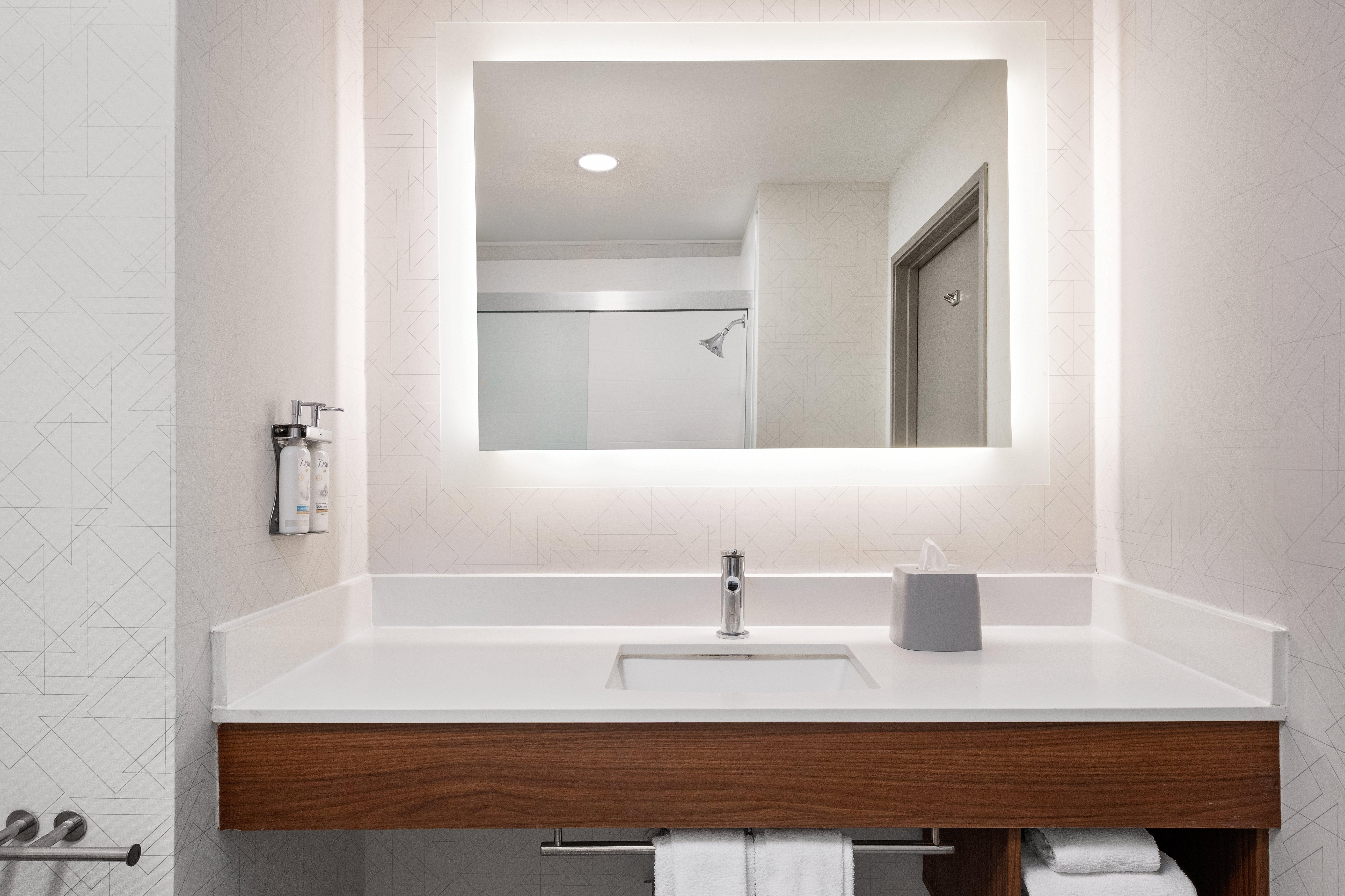 holiday inn express hotel and suites river park by ihg