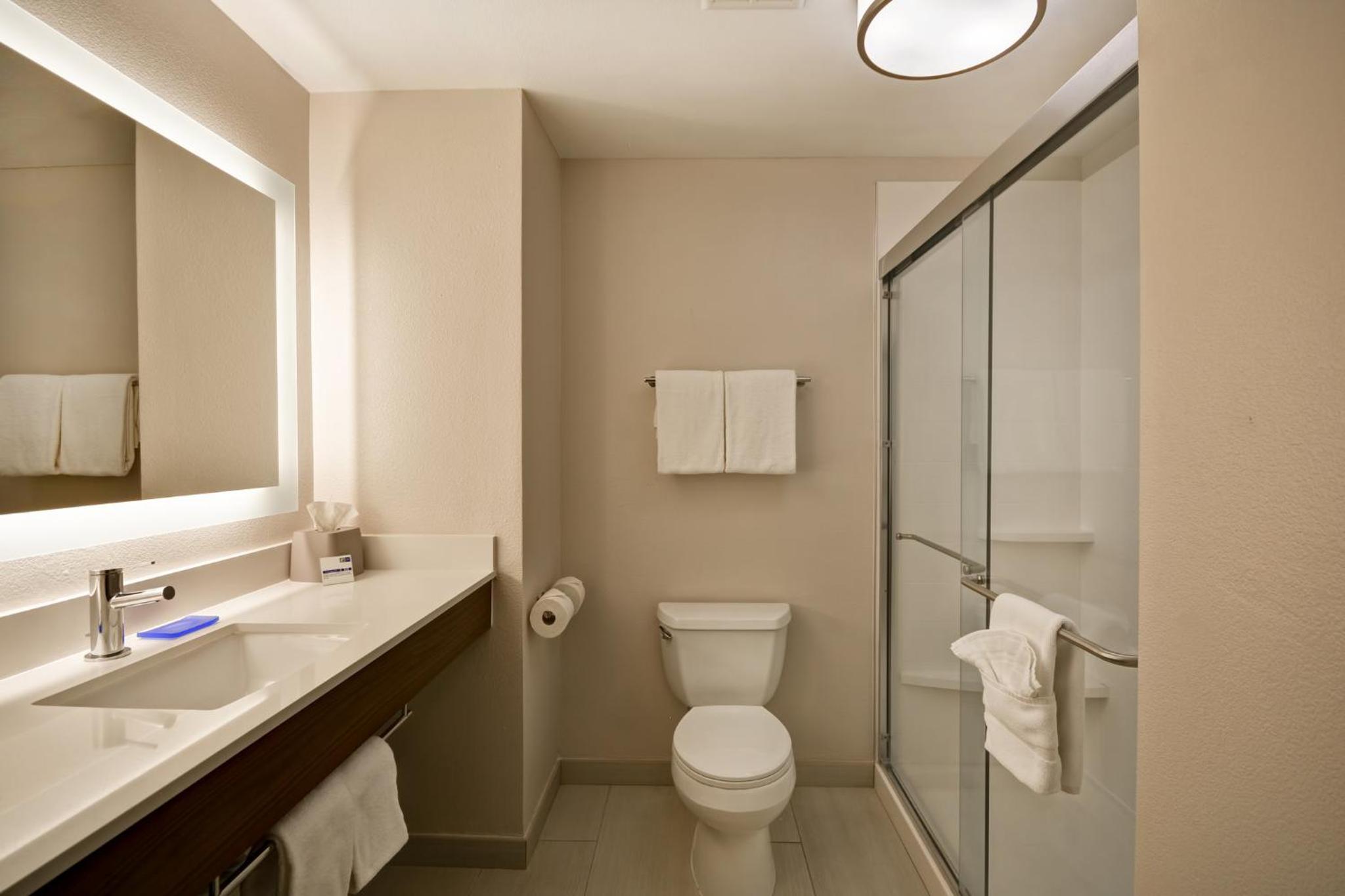 holiday inn express hotel and suites river park by ihg