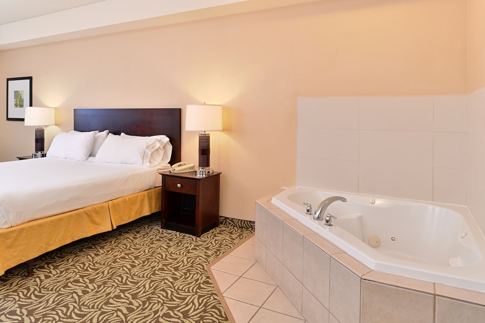 holiday inn express hotel and suites river park by ihg