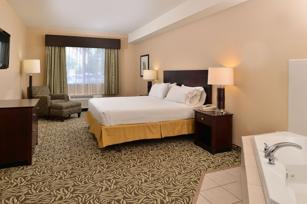 holiday inn express hotel and suites river park by ihg
