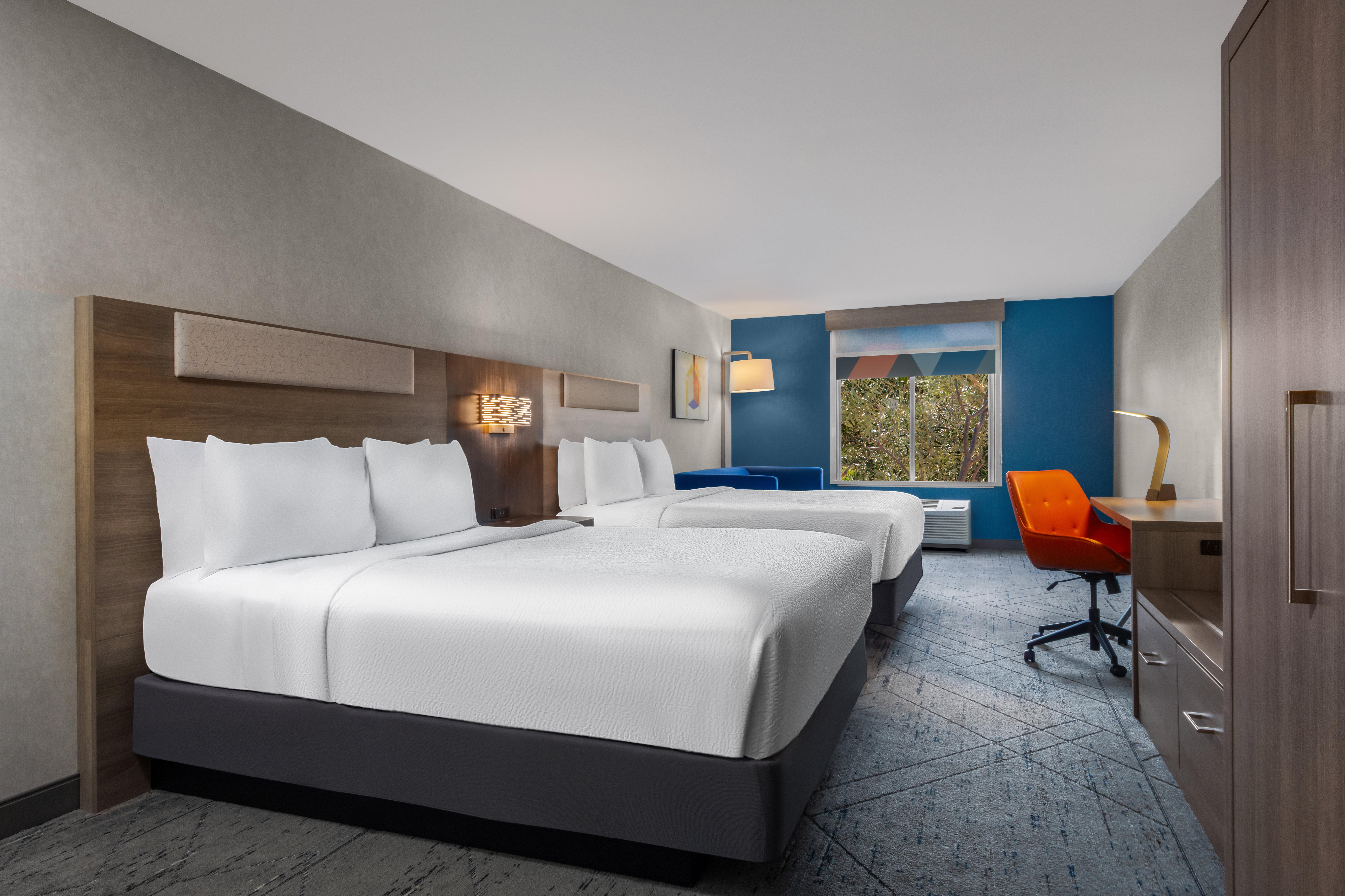holiday inn express hotel and suites river park by ihg