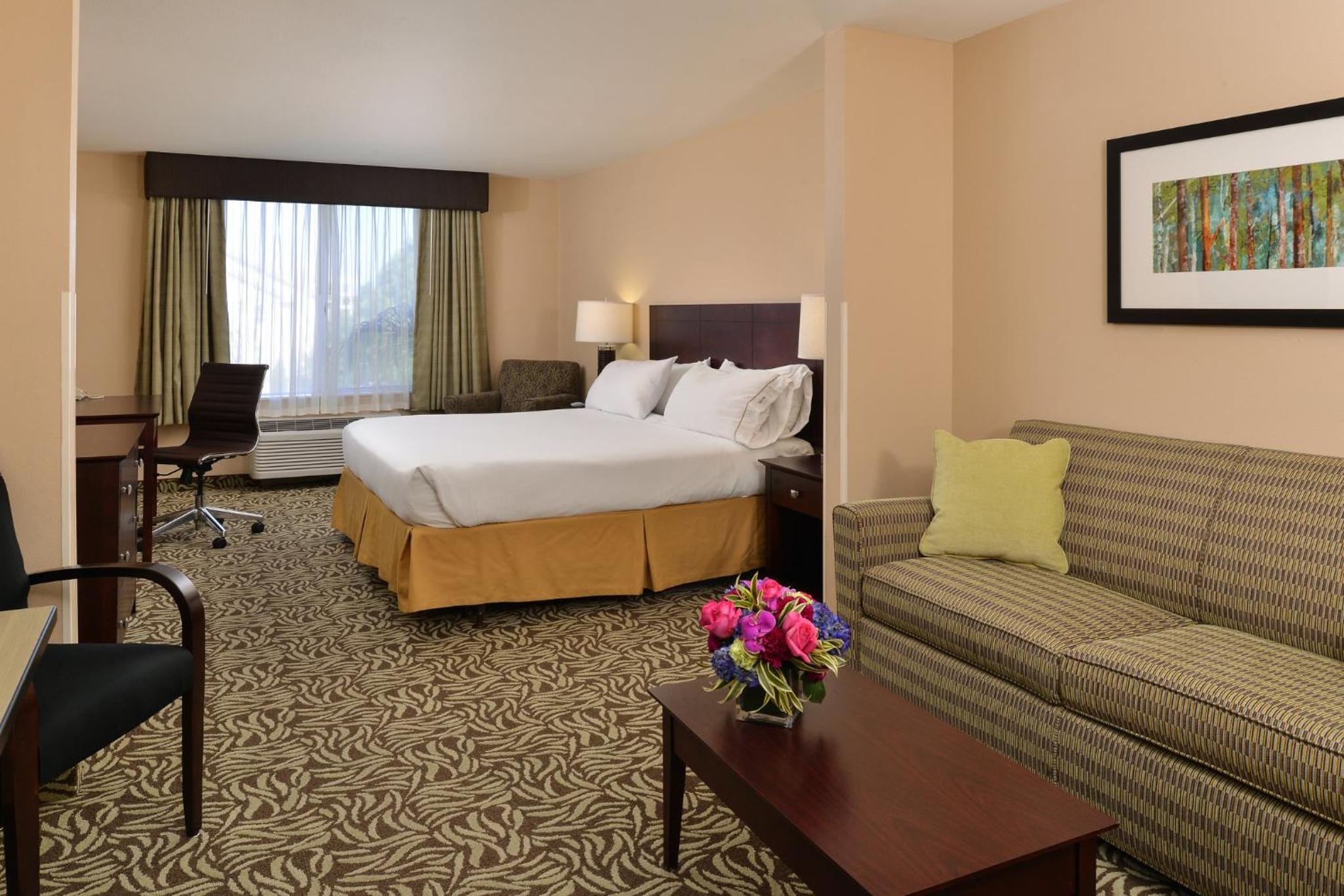 holiday inn express hotel and suites river park by ihg