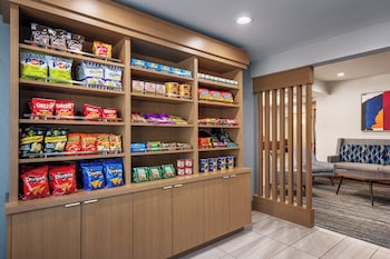 Holiday Inn Express Hotel & Suites River Park By Ihg,California>>Fresno,3 star