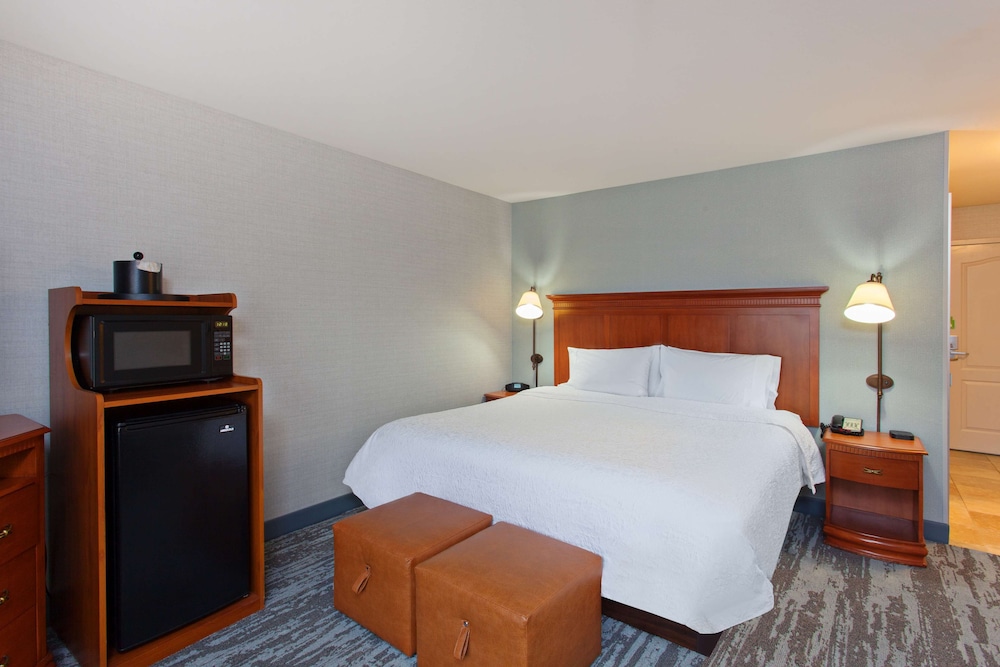 hampton inn and suites clovis airport north