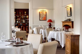 domaine et golf de vaugouard la maison younan