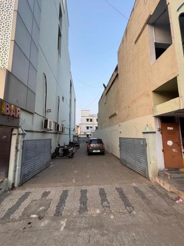 Hotel Priya  Towers,,2 star