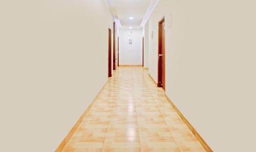 itsy hotels igloo residency raja seat