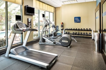 hampton inn and suites little rock downtown