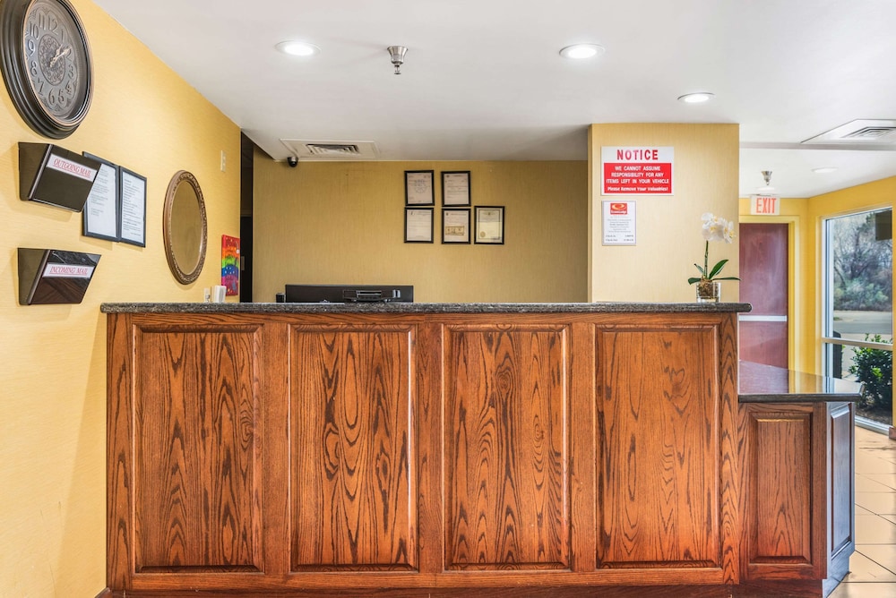Econo Lodge Inn & Suites Pritchard Road North Little Rock,North Little Rock>>Little Rock,2 star