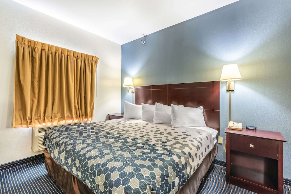 econo lodge inn and suites pritchard road north little rock