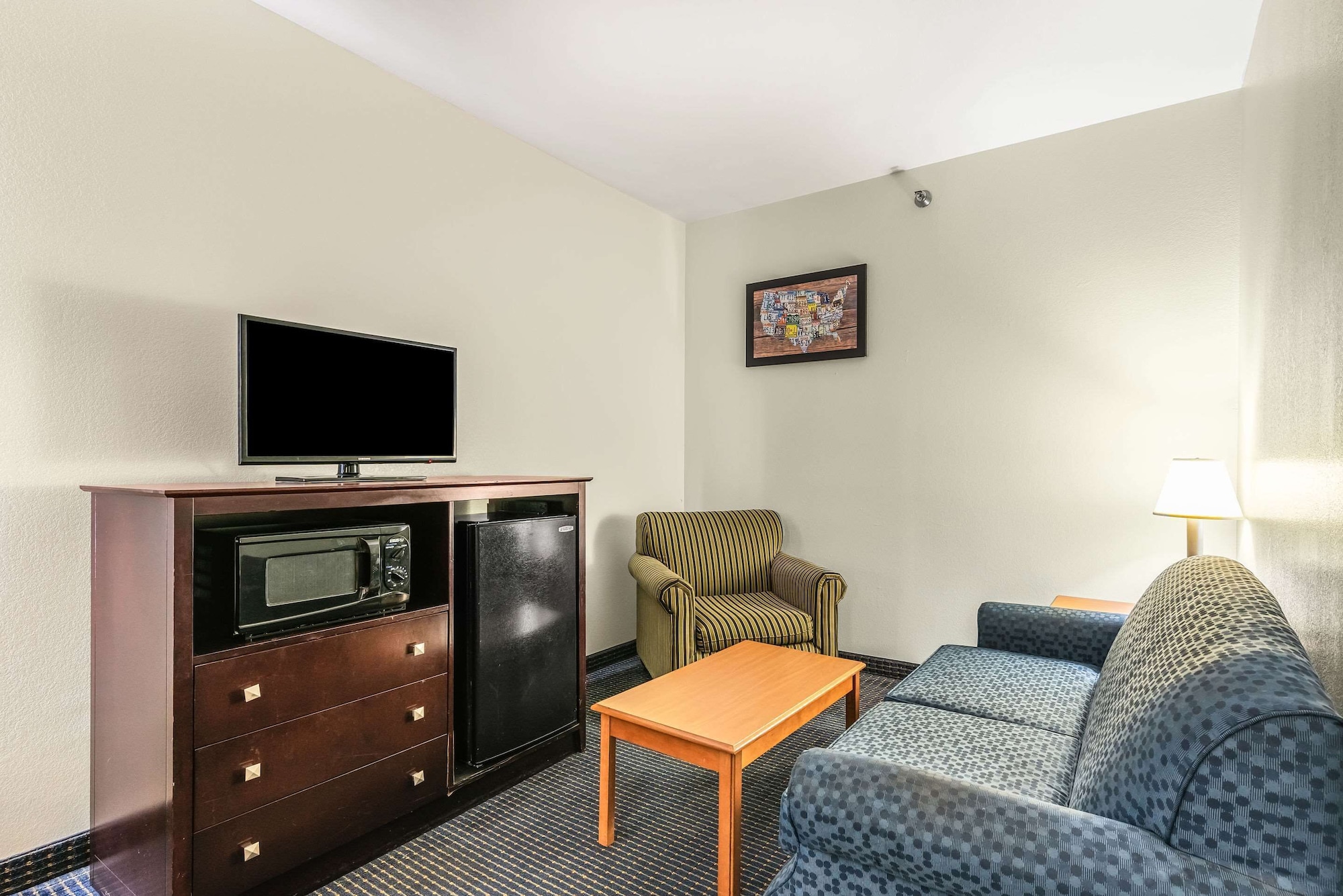 econo lodge inn and suites pritchard road north little rock