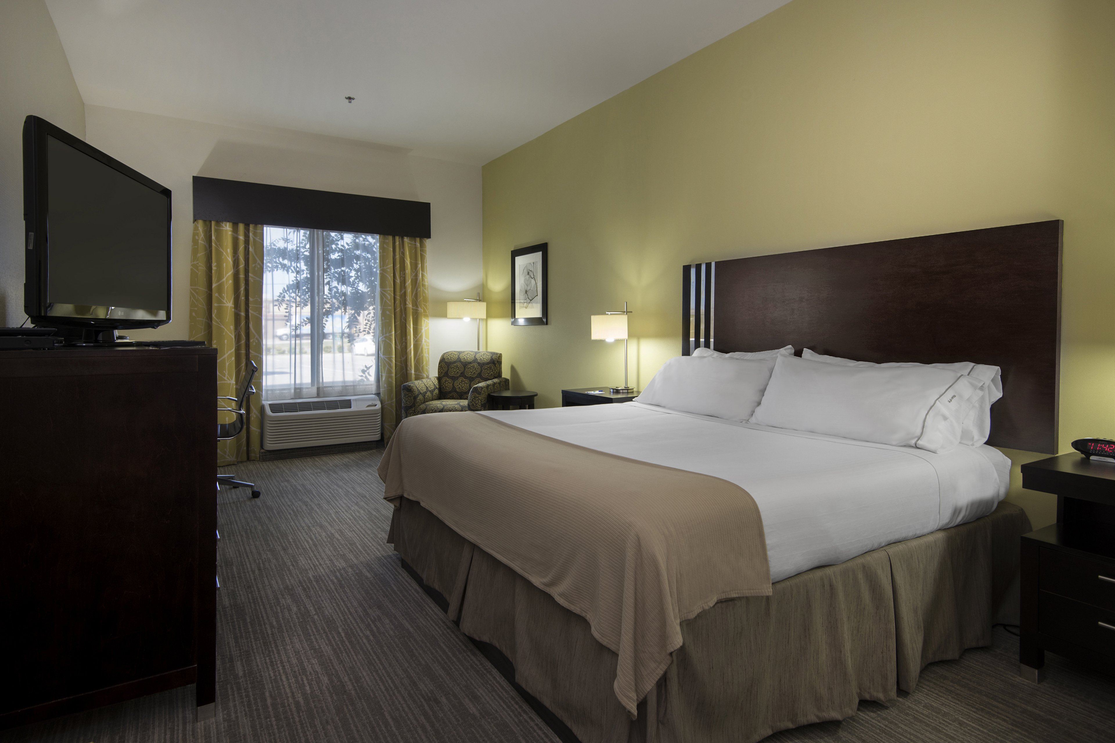 holiday inn express and suites conway by ihg