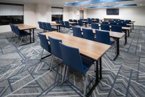 holiday inn express and suites conway by ihg