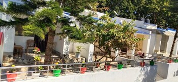 deers eco home resort