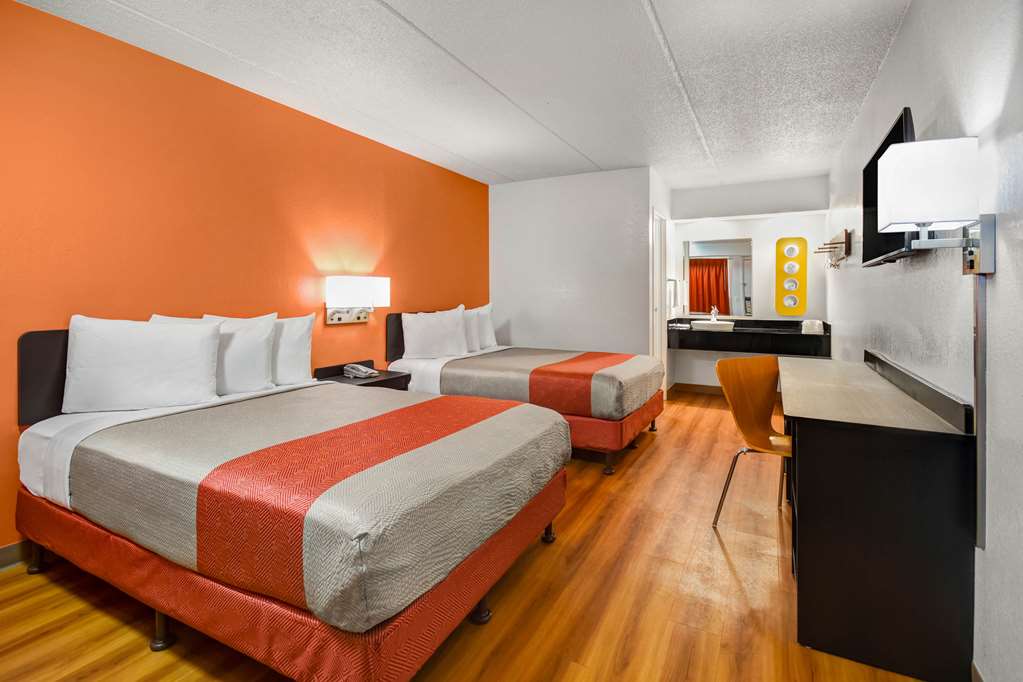 motel 6 memphis tn downtown