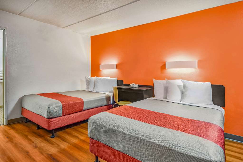 motel 6 memphis tn downtown