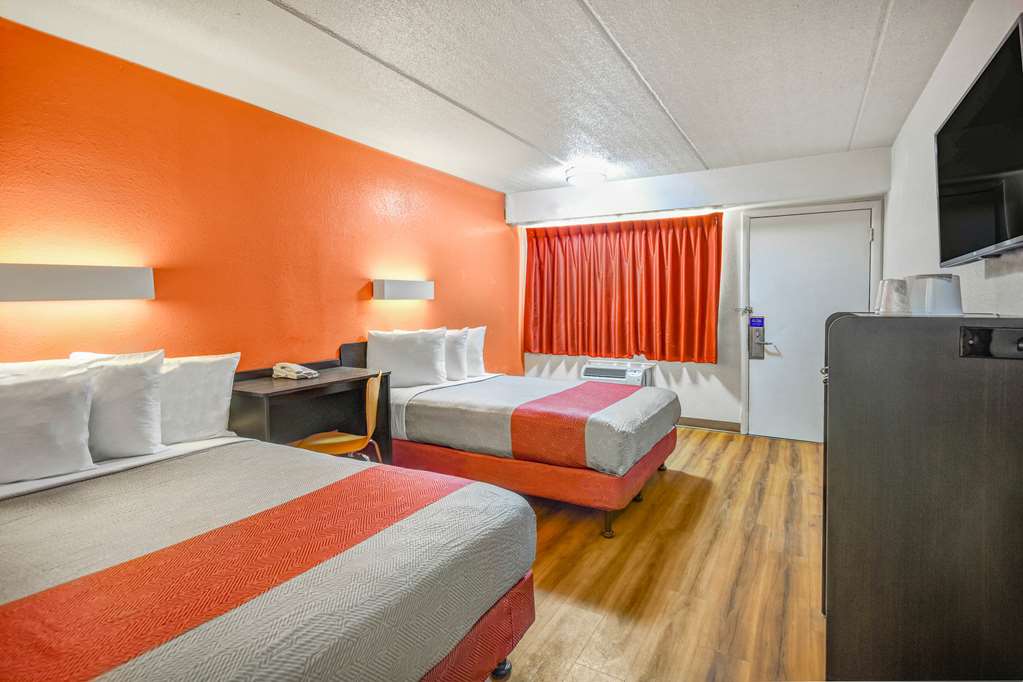 motel 6 memphis tn downtown
