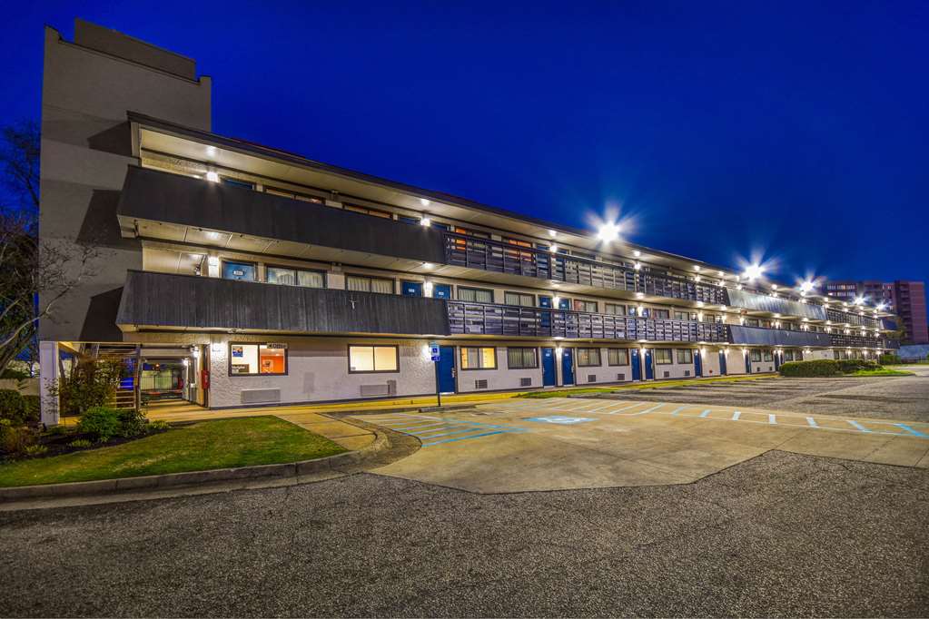 motel 6 memphis tn downtown
