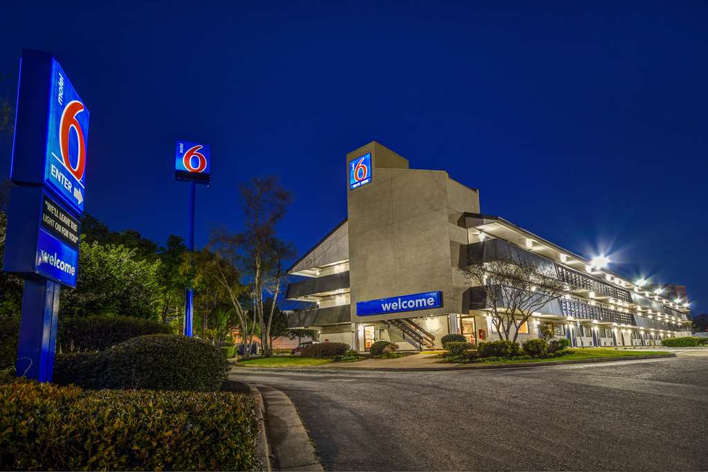 motel 6 memphis tn downtown