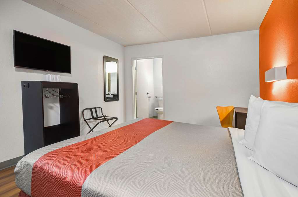 motel 6 memphis tn downtown