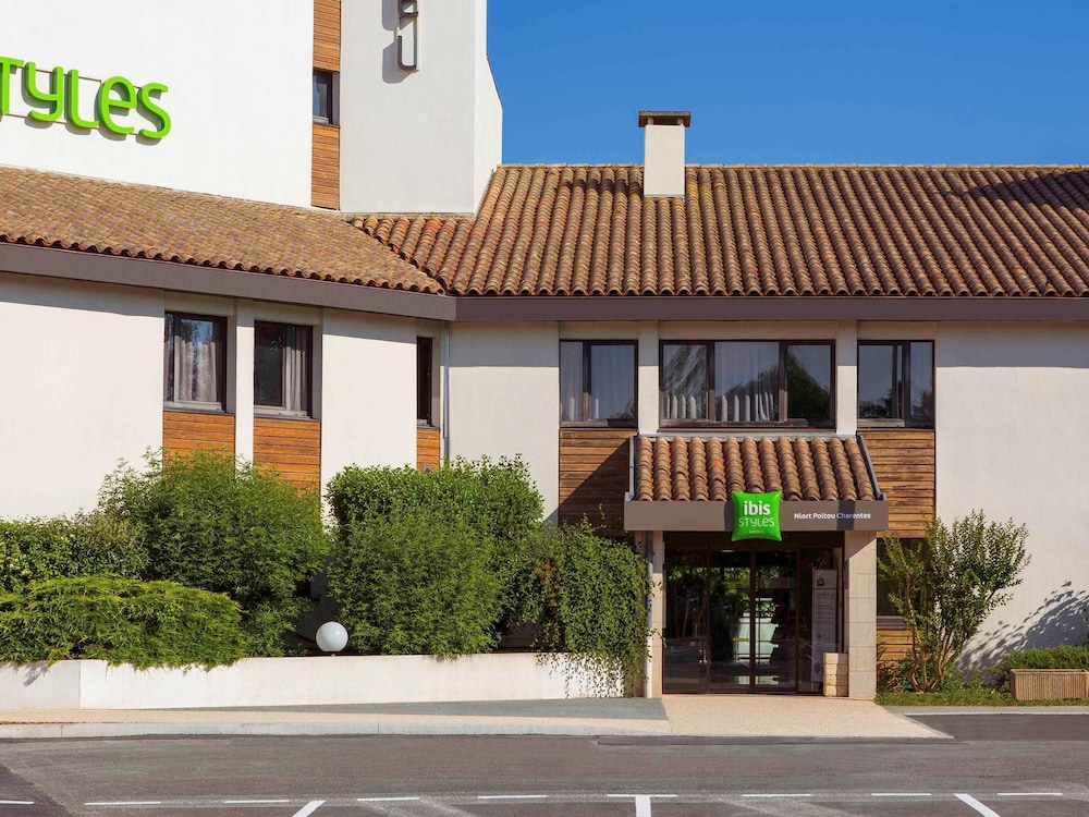 hotel ibis styles niort poitou charentes