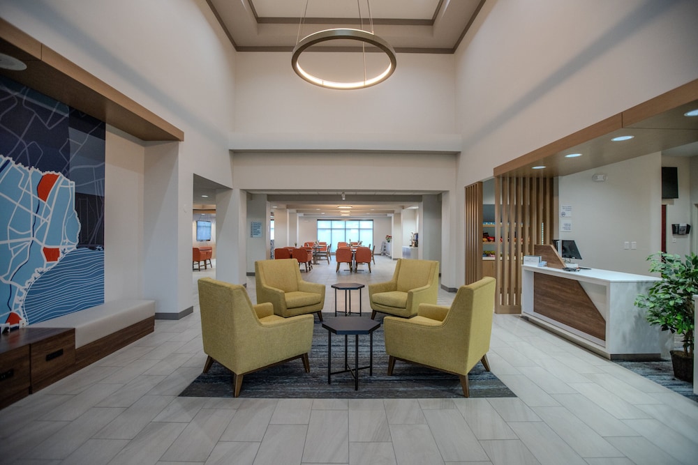holiday inn express cleveland by ihg