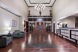 holiday inn express cleveland by ihg