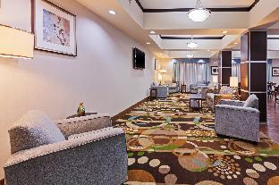 holiday inn express cleveland by ihg