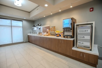 holiday inn express cleveland by ihg