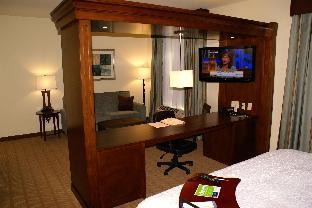 hampton inn and suites center