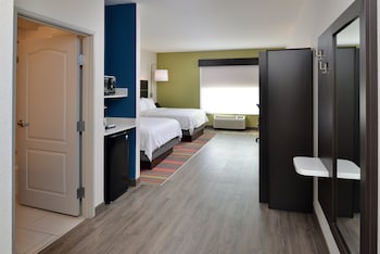 holiday inn express and suites carthage by ihg